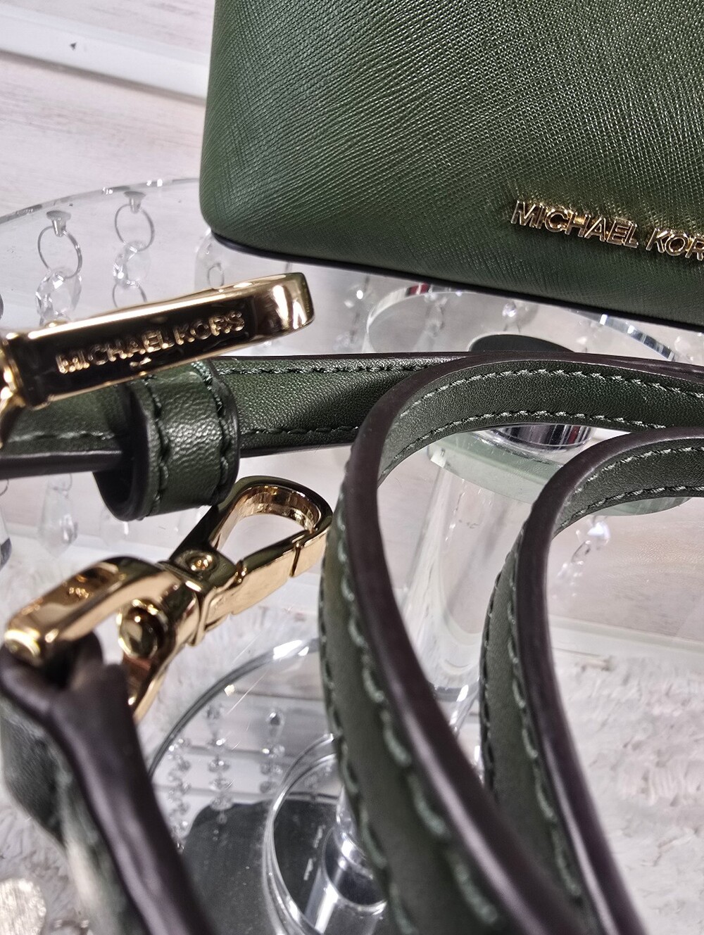 Michael Kors Green Saffiano Leather mini Bucket Bag only - Picture 8 of 14